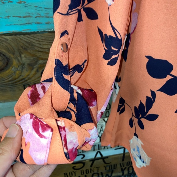 Apt.9 button down floral Top M - Picture 7 of 11